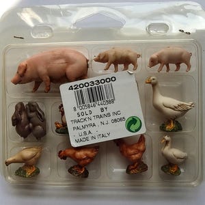 Farm Animal Miniatures Made in Italy Tiny Duck Chicken Rabbit Pig Bunny Doll House Diorama Train Yard