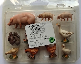 Farm Animal Miniatures Made in Italy Tiny Duck Chicken Rabbit Pig Bunny Doll House Diorama Train Yard