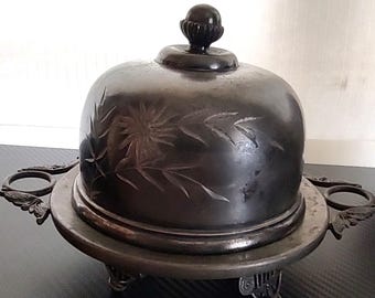 Mantequera Barbour Silver Co. con forma abovedada, chapada en plata cuádruple, estilo victoriano, década de 1890.