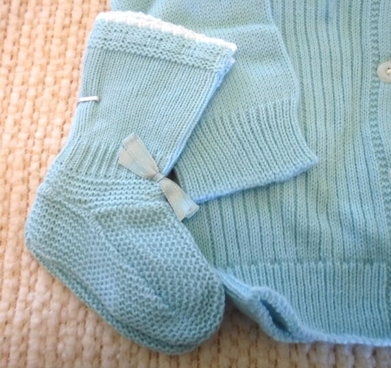 Vintage Baby Sweater Hat Booties Newborn Set Baby… - image 3