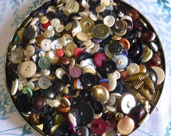 Huge Button Lot Assorted Buttons Vintage Now Sewing Clothing Supply Craft Destash Art