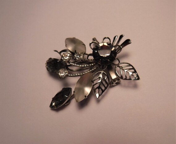 Ice Rhinestone Brooch Costume Jewelry Pin Frosted… - image 3