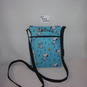 Snoopy bleu ou 7 autres imprimés bandoulière boho boutique fourre-tout petit sac fourre-tout à personnaliser cacahuètes charlie brown snoopy lovers