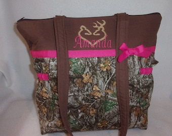 Realtree Camo Diaper Bag: Hunter Tote Handbag with Pockets perfect for a diaper bag for boys or girls pick your trim color
