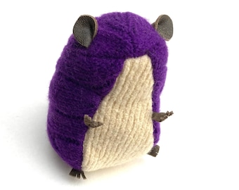 Suéter de lana de cordero de punto trenzado morado Scrap Hamster