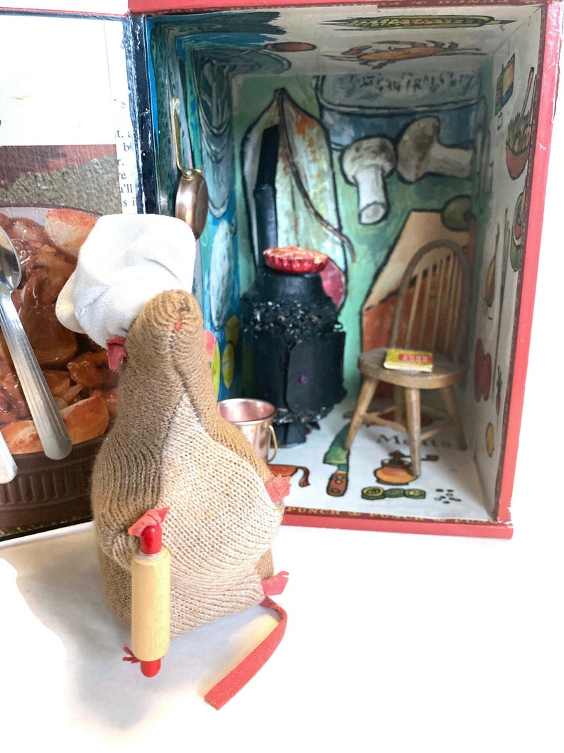 Bon Appetit Rat in Hat Vignette Playset image 5