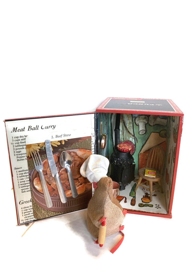 Bon Appetit Rat in Hat Vignette Playset image 3