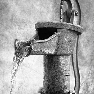 Weathered No 1 Vintage Brown Water Pump Photograph, Rustic Bathroom Decor, Pitcher, Antique Hand Pump, Kitchen Retro Bath Large Wall Art image 5