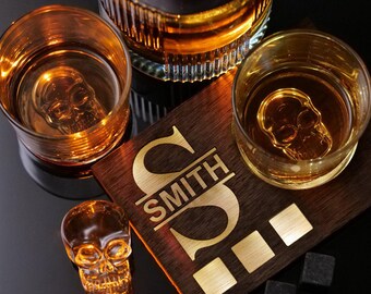 Personalized Skull Whiskey Decanter Set – Crystal Glasses with Lighted Wooden Coasters & Whiskey Stones for Halloween