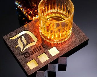 Personalized Whiskey Gift Set with Light – Custom Rocks Glass, Illuminated Wood Tray – Gift for Men, Groomsmen, Father’s Day, Christmas