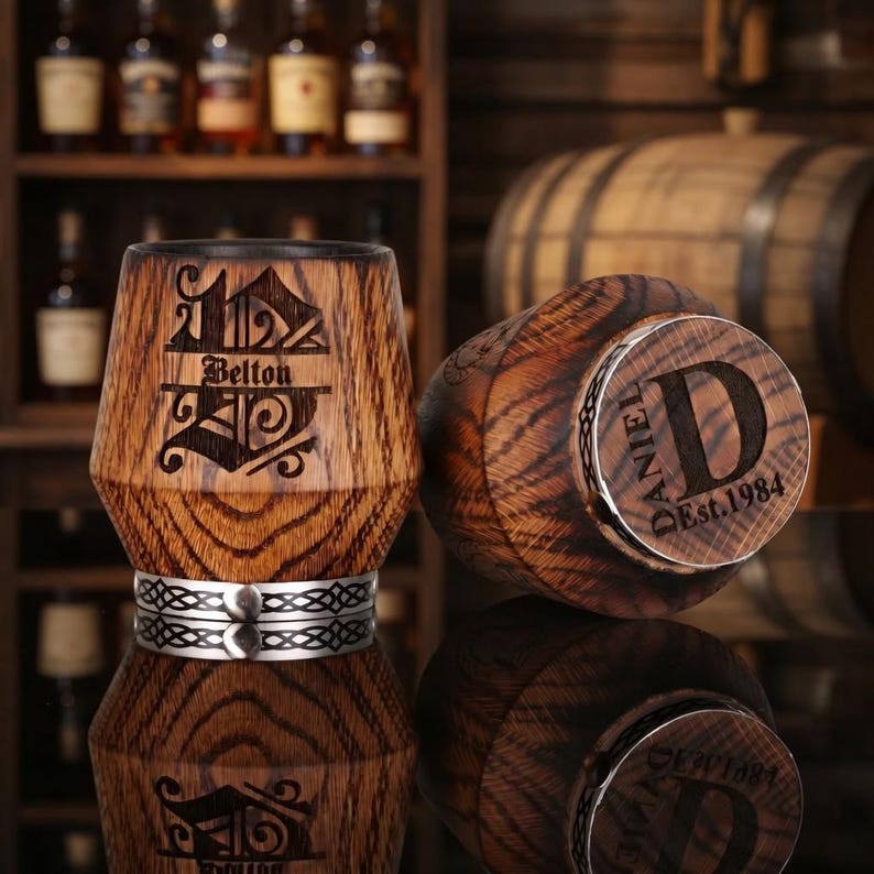 Rustic oak whiskey glass with engraving reflection, handcrafted bourbon tumbler, premium barware gift