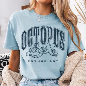 Chemise Octopus Enthusiast : T-shirt Sea Life aux couleurs confortables