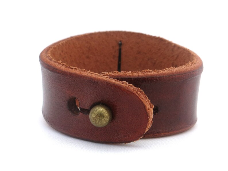 Women's Handmade Leather Bracelet with White Carnelian Stone Bead, Rawhide, Handmade Leather Jewelry, Boho Bracelet, Leather Wristband