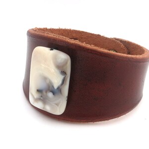 Women's Handmade Leather Bracelet with White Carnelian Stone Bead, Rawhide, Handmade Leather Jewelry, Boho Bracelet, Leather Wristband