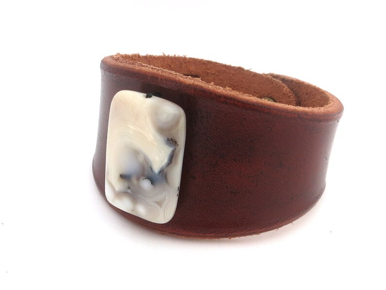 Women's Handmade Leather Bracelet with White Carnelian Stone Bead, Rawhide, Handmade Leather Jewelry, Boho Bracelet, Leather Wristband