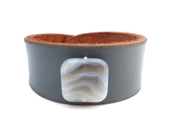 Handmade Gray Minimalist Leather Bracelet: Gemstone Bead, Adjustable, Unique Jewelry, Gift, Women's Accessory