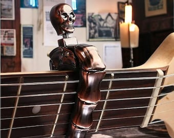 Rock Guitar Capo - Skull Shaped String Tensioner Accessorie Bass Players Husband Father Singer Metal Hard Rock, Musical Gift for Guitarist