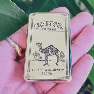 Vintage Lighter Engraved Marlboro Camel Cigarette Windproof Petrol Retro Zippo Style Exquisite Brass Kerosene Custom Windproof Vintage Gift