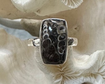 Beautiful Turtella Jasper Ring Size 8.5