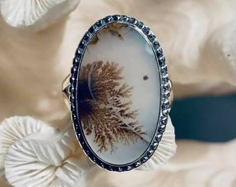 Beautiful Simple Scenic Dendrite Ring Size 8.25