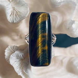 Beautiful Large Blue Tiger&#39;s Eye Ring Size 9.75