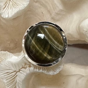 Beautiful Blue Tiger&#39;s Eye Ring Size 8.75