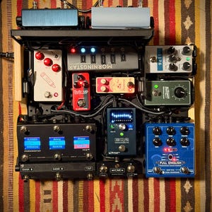 Vtx Bridge Riser Pedalboard VTX + Riser Natural Teak - Hands Custom - Etsy