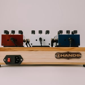 Pedalboard Lite Plus Imbuia Teak - Hands Custom