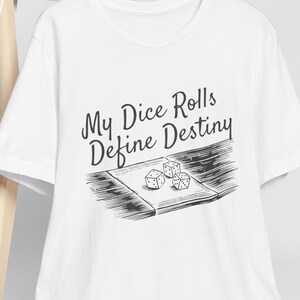 Jogos de mesa, camiseta de dados, geeks, diversão com amigos, jogos de tabuleiro sociais, role-playing, rpg, d&d, jogos de estratégia, jogos de cartas, diversão noturna