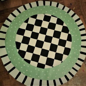 Floorcloth /  French Country / 4&#39; ROUND / Sage, Black and White / Harlequin