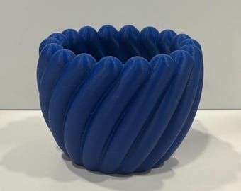 Twisted Spiral 3D Printed Planter: Modern Ribbed Design, 4.25”x5.5”