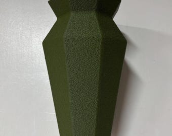 Faceted Wall Vase: Low Poly 3D Printed Planter, Modern Home Decor