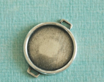 Silver Round Bezel Frame 2728