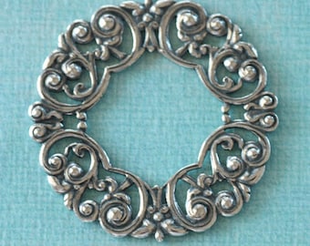 Silver Filigree Wreath 2625