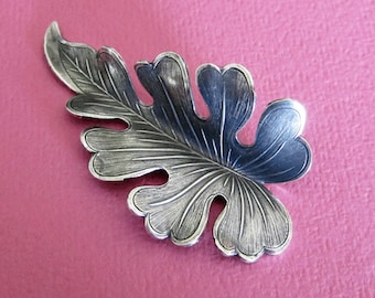 Large Silver Leaf Embellishment 3520
