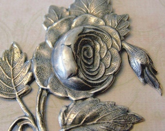 Cabbage Rose Silver Finding 121