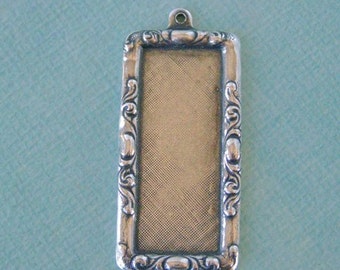 Fancy Silver Rectangle Frame 1051