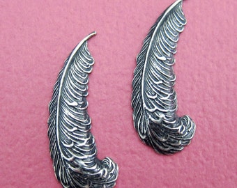 SALE 2 Small Silver Feather Findings 3536