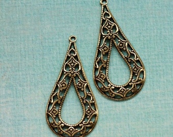 2 Oval Brass Teardrop Charms 1831