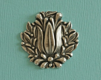 Silver Tulip Medallion Finding 2886