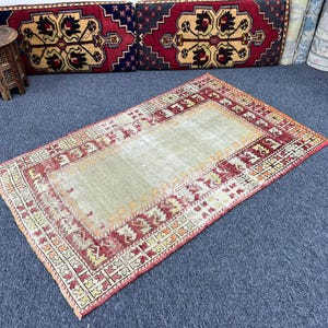 Vintage Oushak Rug: 2.8 x 4.4 Ft. Beige Wool Turkish Rug