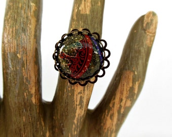 Round Art Deco Cabochon Ring