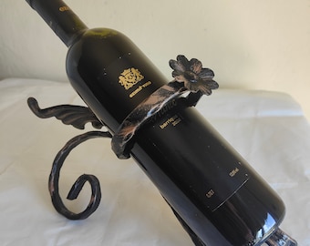 bottle holder, bottle holder, metal, cup holder, beverages holder