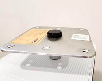 3/4" Pedestal Seat Post Hole Cover/Cap/Plug - King Pin or Lock'N-Pin