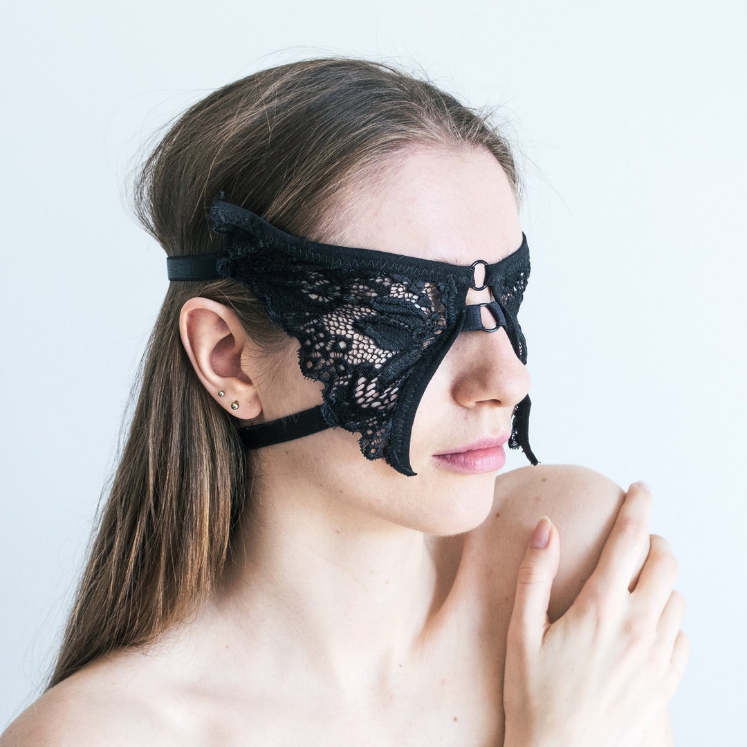 Purple Tease Mask main image 1