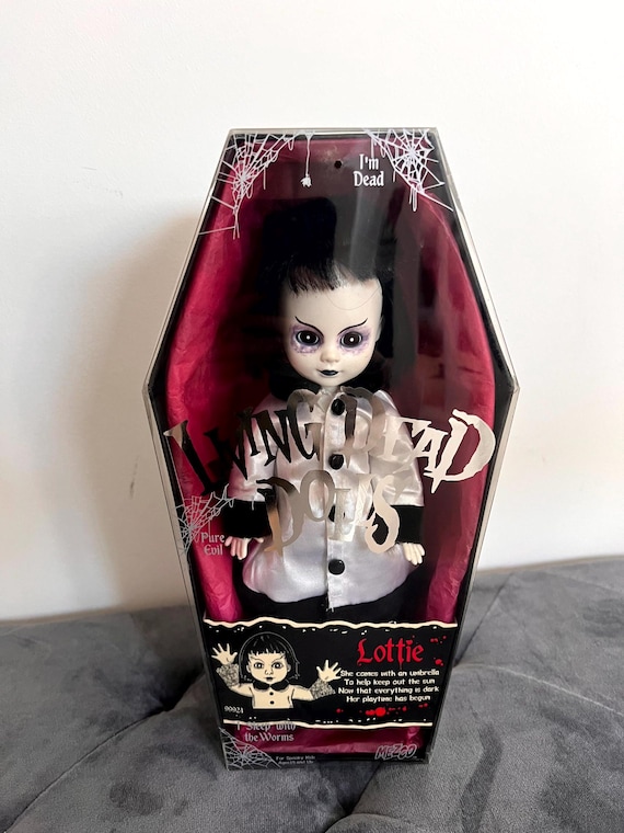リビングデッドドールズ Bathory living dead dolls Bathory Bloody | eBay