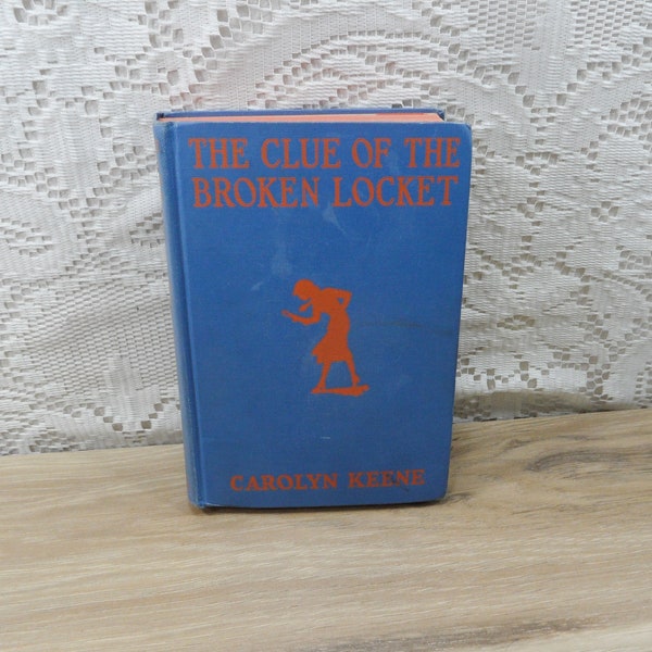 Nancy Drew Mystery, Vintage Nancy Drew book, The clue of the Broken Locket, Nancy Drew lover's gift, Carolyn Keene