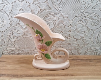Hull pottery, Hull vase, Cornucopia vase, Hull Magnolia, pink flowered vase, Flower decor, pink decor, Vintage Hull