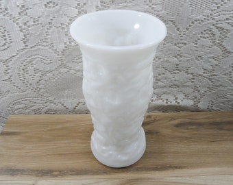 Milk glass vase, E. O. Brody milk glass vase, Large flower vase, White glass vase, Textured vase, Vintage glass vase, Glass Flower vase