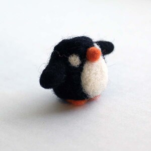 Needle Felted Penguin Miniature Made to Order Pick Beak and Feet Color Felt Penguin Figurine Cute Tiny Kawaii Penguins image 4